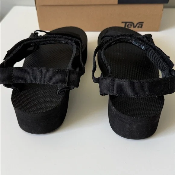Text Universal Flatform - Black - Size 7 - Picture 4 of 10
